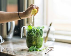 Dieta sałatkowa: zasady, zalety i przykładowe przepisy